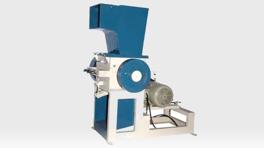 Types of plastic grinding machines and their applications